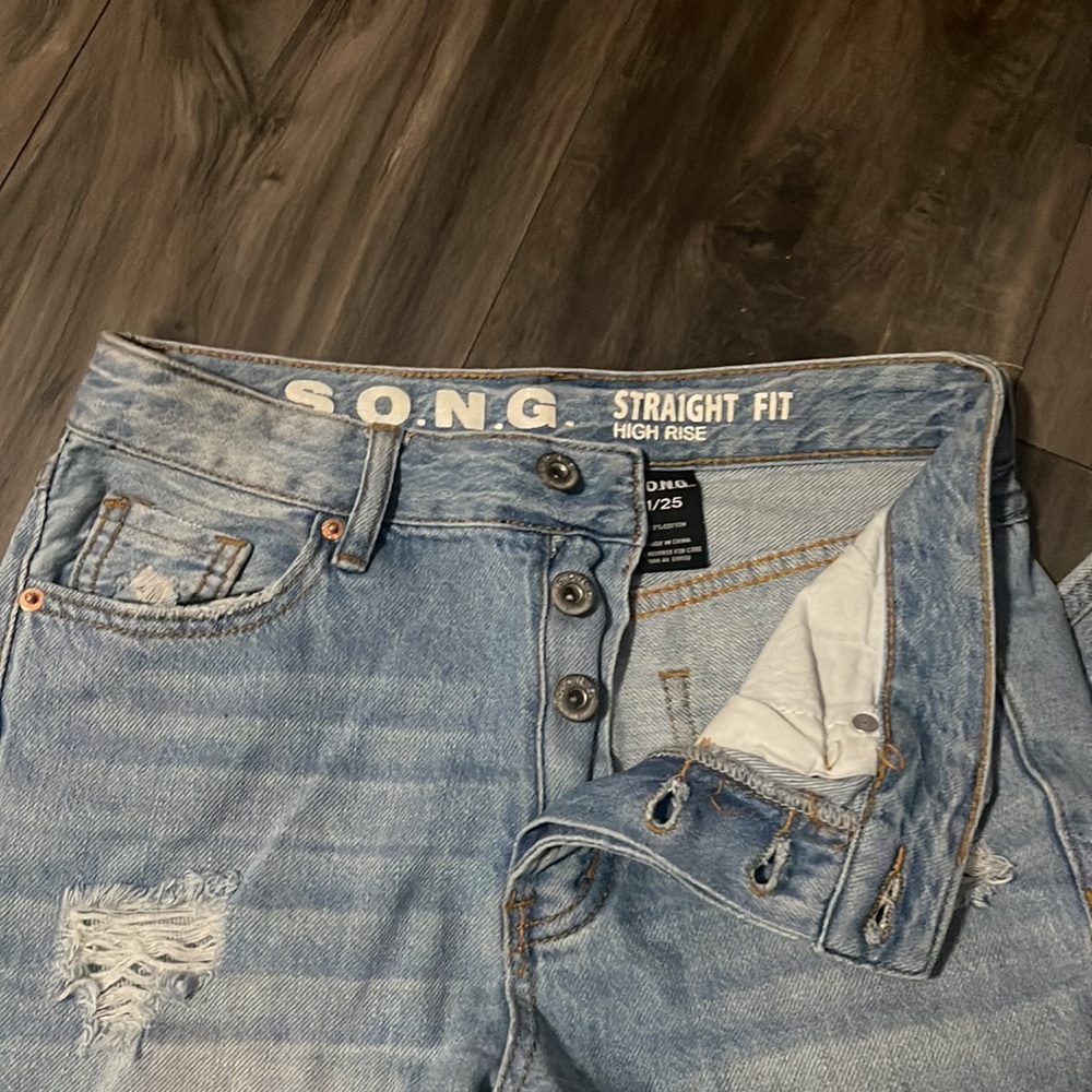 Straight Fit S.O.N.G High rise jeans